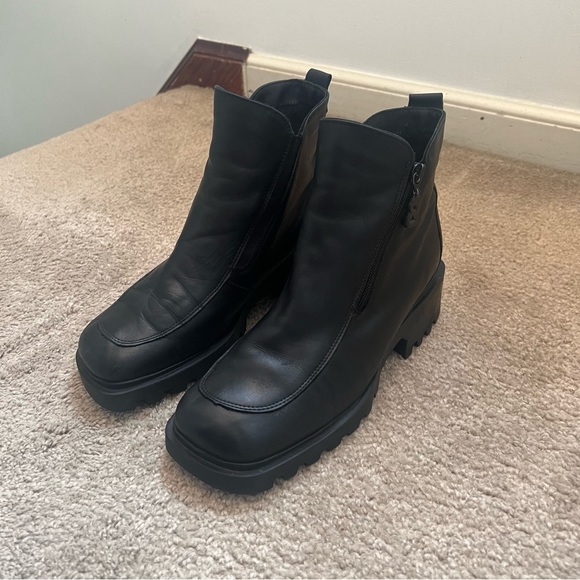 Bogner Leather Balck Ankle Booties - Picture 5 of 7